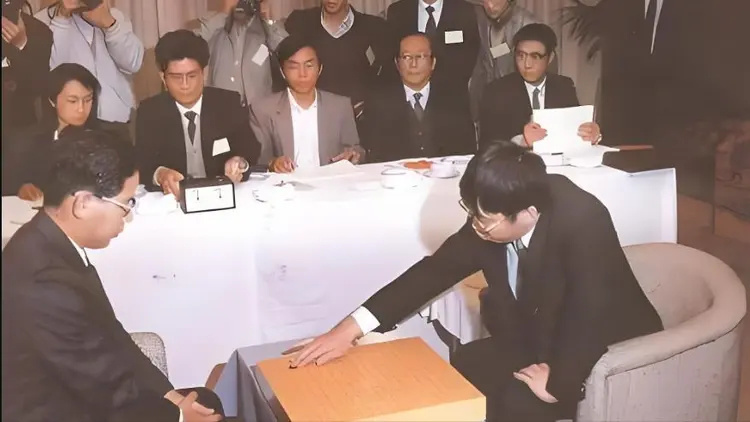 聂卫平去世仅1天，恶心的一幕发生，私生活被扒，郎平也受牵连(图6)