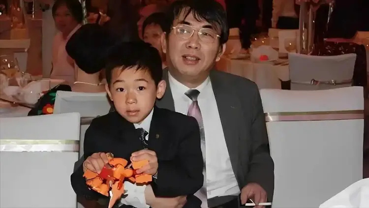 聂卫平去世仅1天，恶心的一幕发生，私生活被扒，郎平也受牵连(图16)