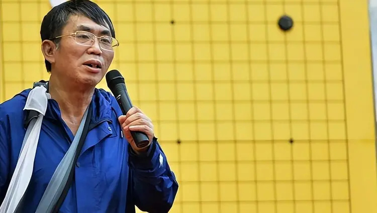 聂卫平去世仅1天，恶心的一幕发生，私生活被扒，郎平也受牵连(图26)