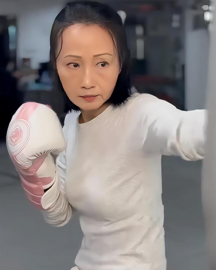 隐婚23年！夏老师晒证硬刚保剑锋：我陪你成名，你让我没活路(图4)