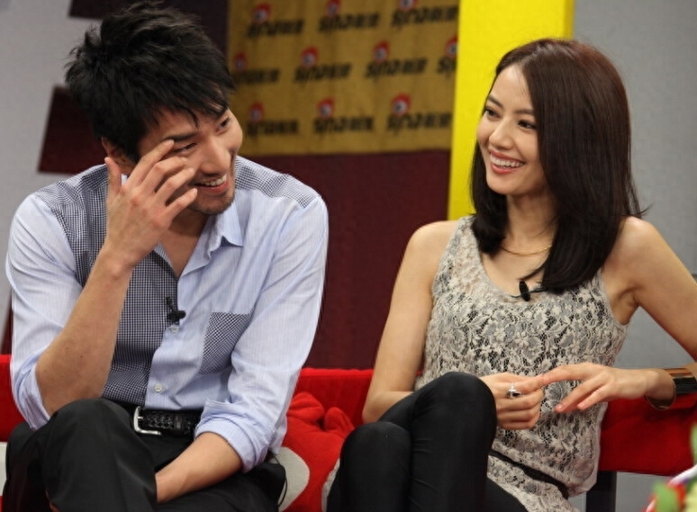 和高圆圆结婚12年，自曝夫妻生活的赵又廷，给娱乐圈上了一课(图13)