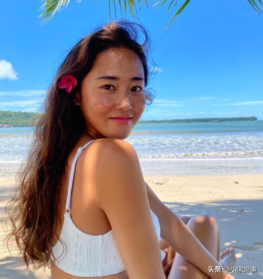 韩国女星含泪自曝：亲哥工作过劳去世，整理遗物一幕逼她离开韩国(图6)