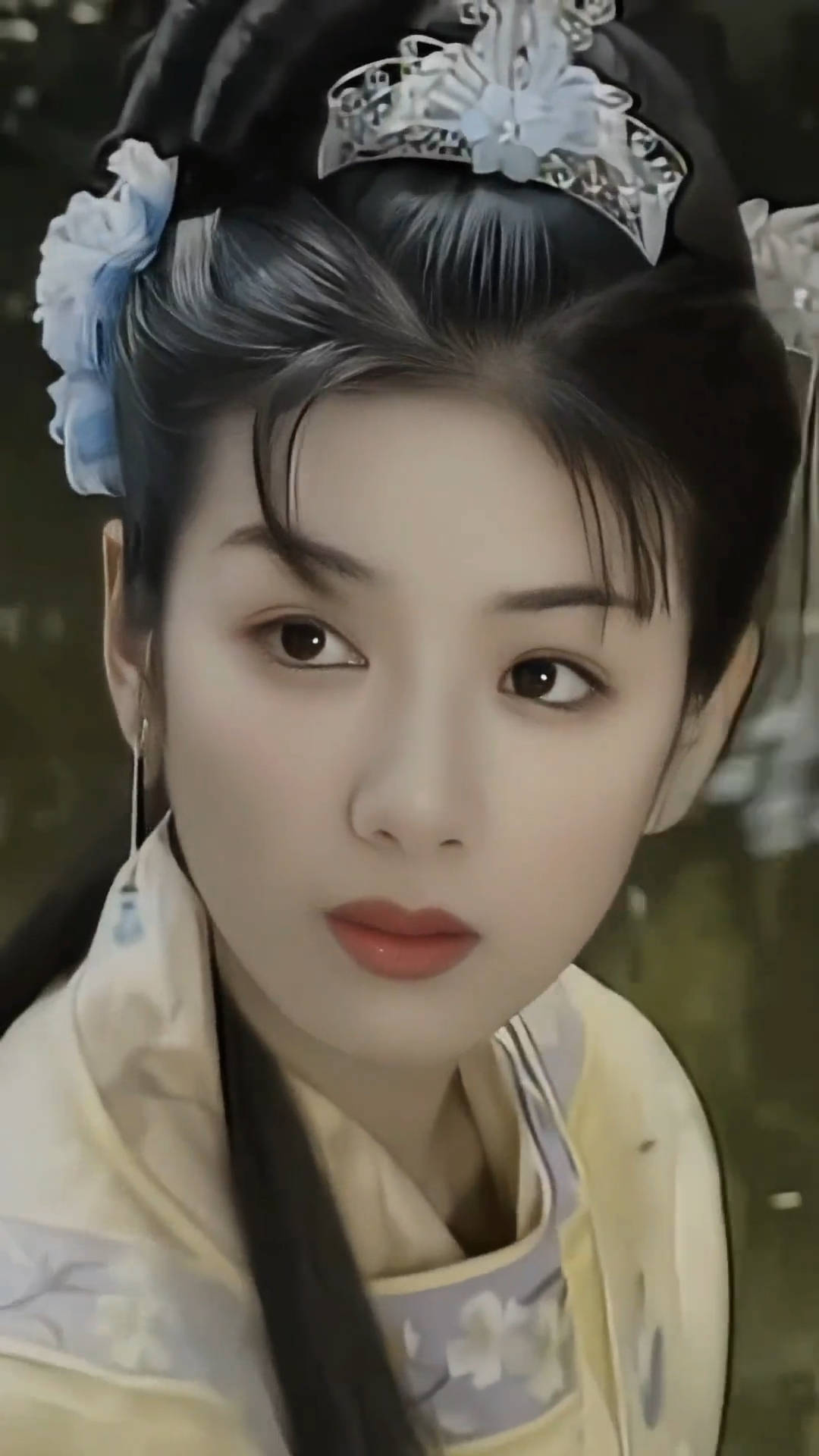 赢了官司输了人生，两婚两离至今单身的黄奕，证明陈妍希说的没错(图4)