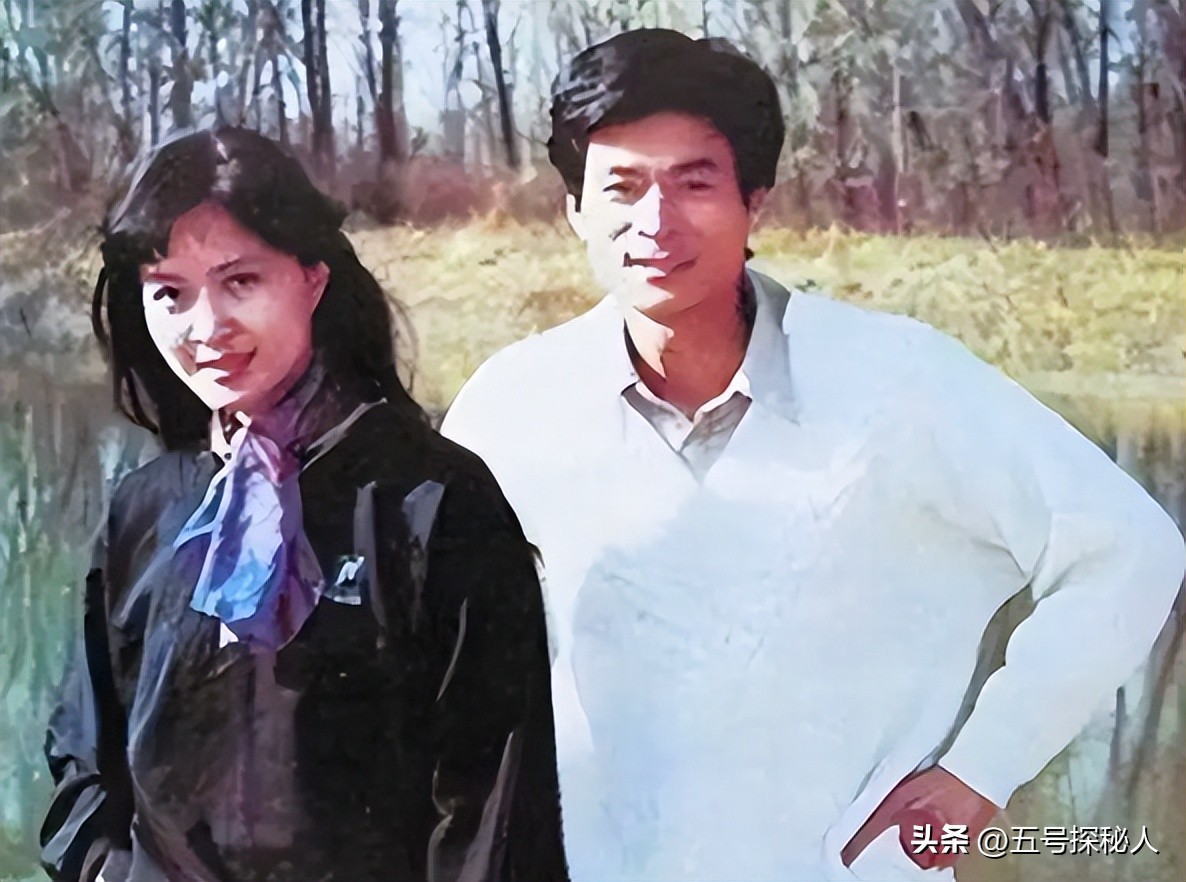 有一种“恋爱脑”叫方舒，遭两任丈夫抛弃的她，如今混迹在社区(图12)