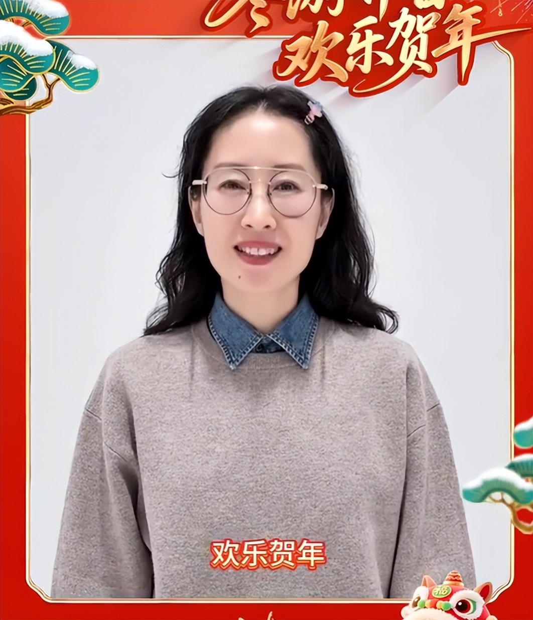 官媒亲宣！49岁刘敏涛传来喜讯，事实证明，靳东当初的评价没说错(图24)