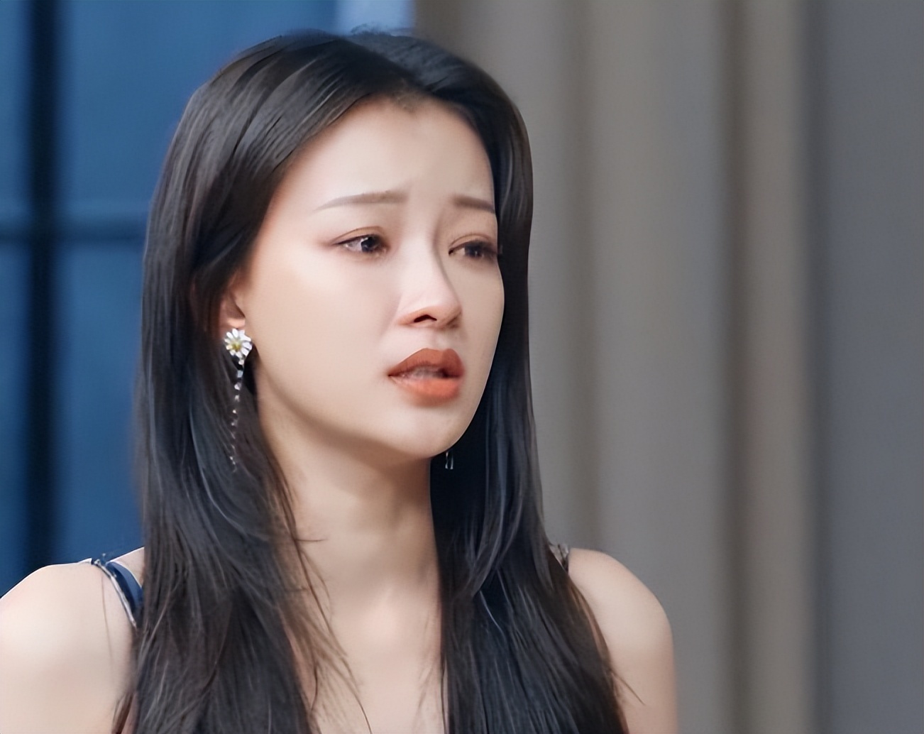 关系藏不住了！离婚3年，董子健孙怡公开互动，答案早已不言而喻(图2)