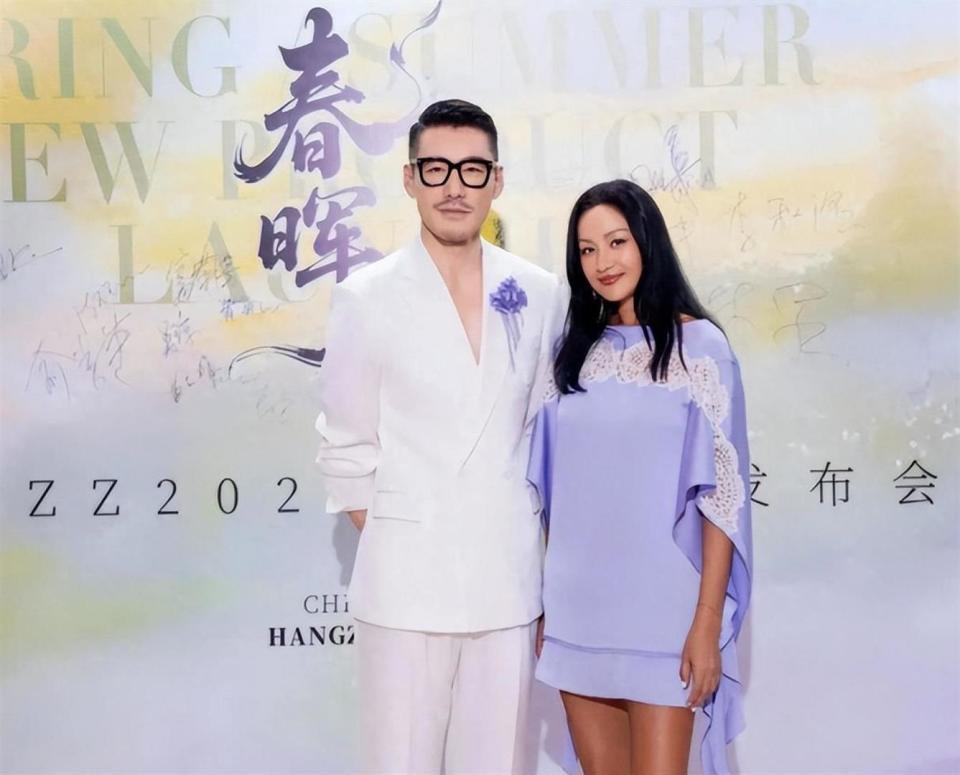 30年三次错过爱情，胡兵用一生的陪伴，给了瞿颖最稳妥的回应(图17)