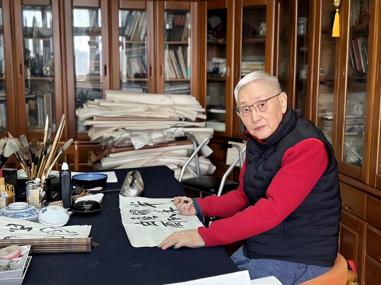 没想到，51岁“不婚不育”的吴越，已经走上了另一条人生大道(图3)