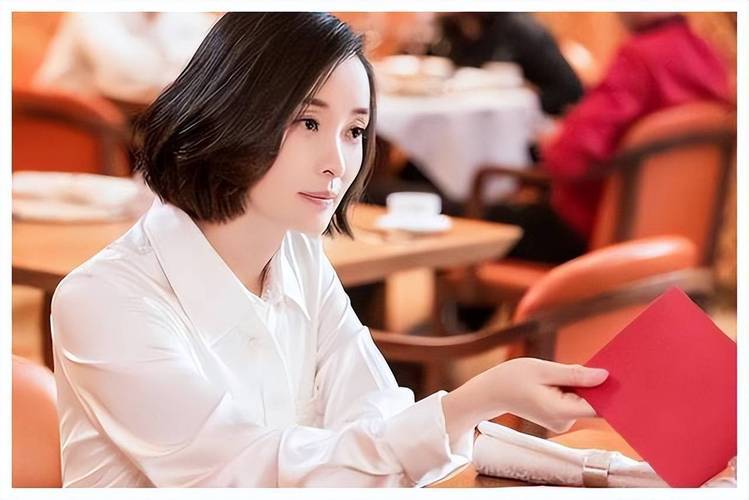 没想到，51岁“不婚不育”的吴越，已经走上了另一条人生大道(图21)