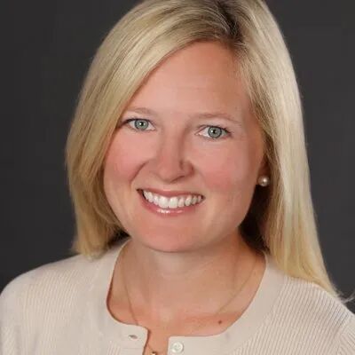 猎头黄仁勋的2025：高管从巨头挖，干活钟爱华人创业团队(图5)