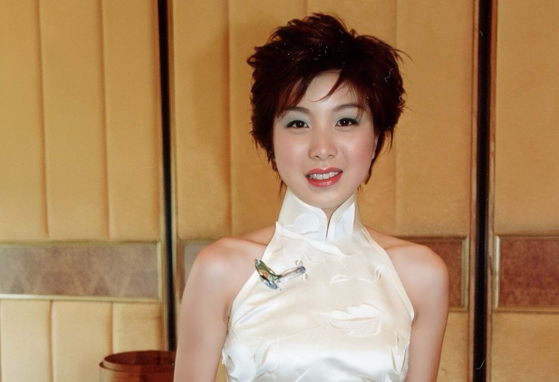 香港知名女星新恋情曝光，二十年闺蜜变情人，男友不介意当继父(图7)