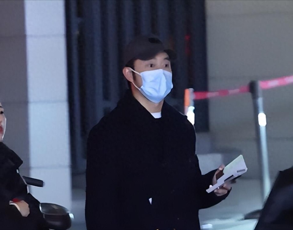 央视春晚彩排，37位明星亮相，沙溢引人发笑，小品演员“大换血”(图1)