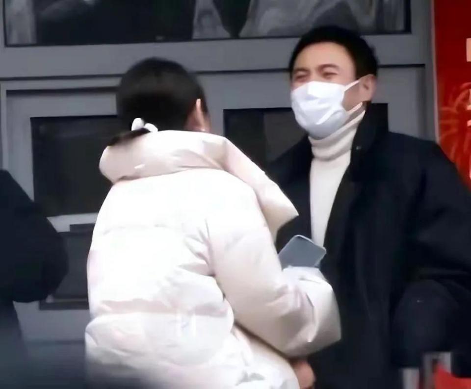 央视春晚彩排，37位明星亮相，沙溢引人发笑，小品演员“大换血”(图2)