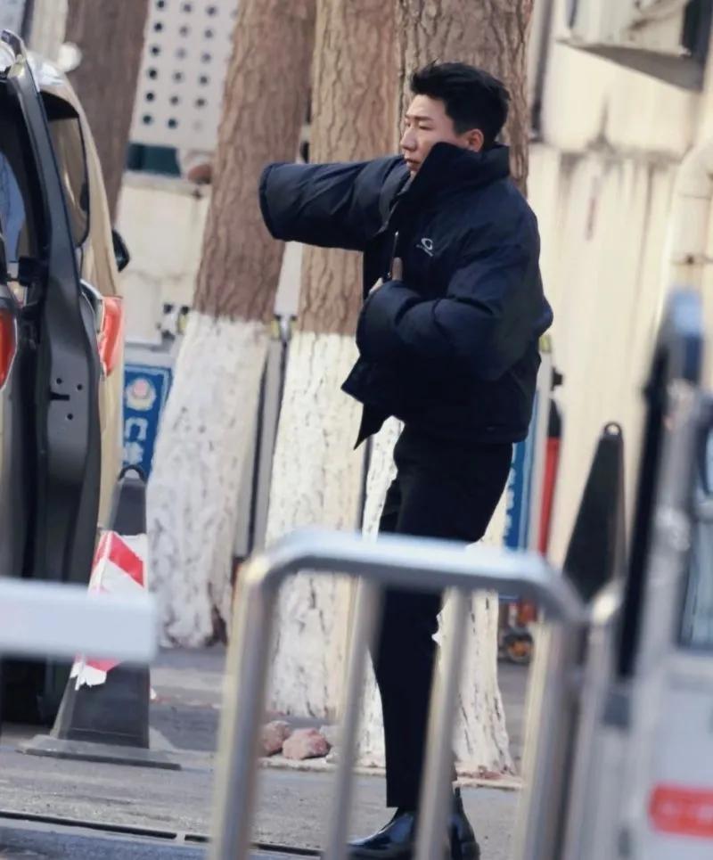 央视春晚彩排，37位明星亮相，沙溢引人发笑，小品演员“大换血”(图9)