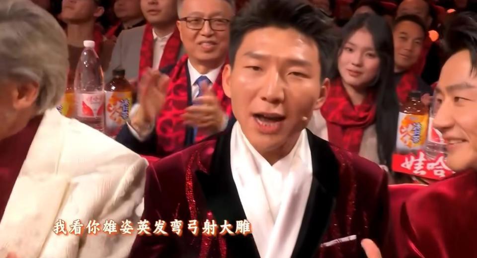 央视春晚彩排，37位明星亮相，沙溢引人发笑，小品演员“大换血”(图8)