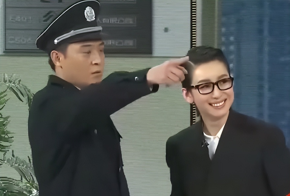 央视春晚彩排，37位明星亮相，沙溢引人发笑，小品演员“大换血”(图24)