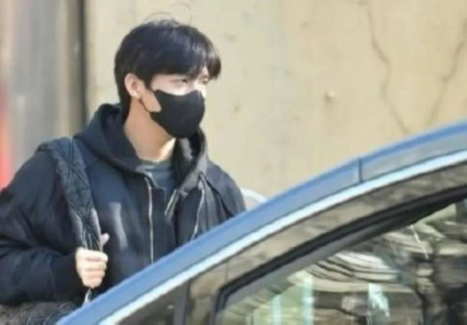 央视春晚彩排，37位明星亮相，沙溢引人发笑，小品演员“大换血”(图30)