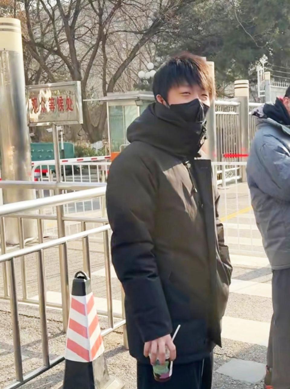 央视春晚彩排，37位明星亮相，沙溢引人发笑，小品演员“大换血”(图37)