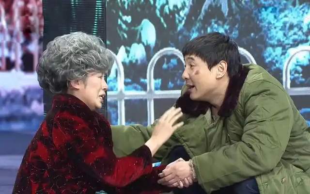 曝沈腾马丽春晚彩排后聚餐吃火锅，网友：期待“沈马”组合的马年春晚(图3)