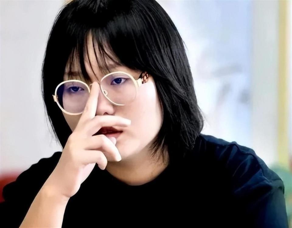 半年举报未落槌，名下公司却全部注销，李雪琴这一步走得太反常(图21)