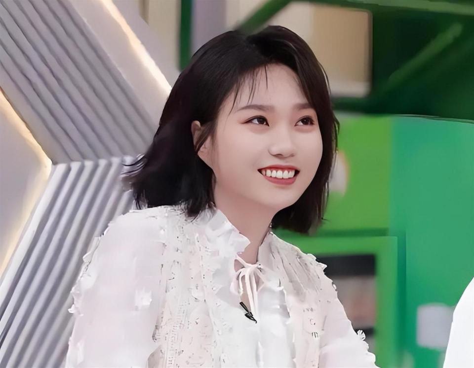 半年举报未落槌，名下公司却全部注销，李雪琴这一步走得太反常(图23)