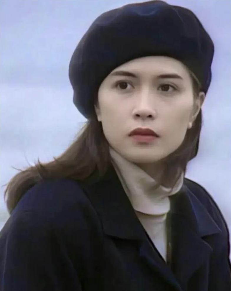 美貌的天敌不是发福而是发腮！从林青霞到刘亦菲都因发腮颜值暴跌(图9)