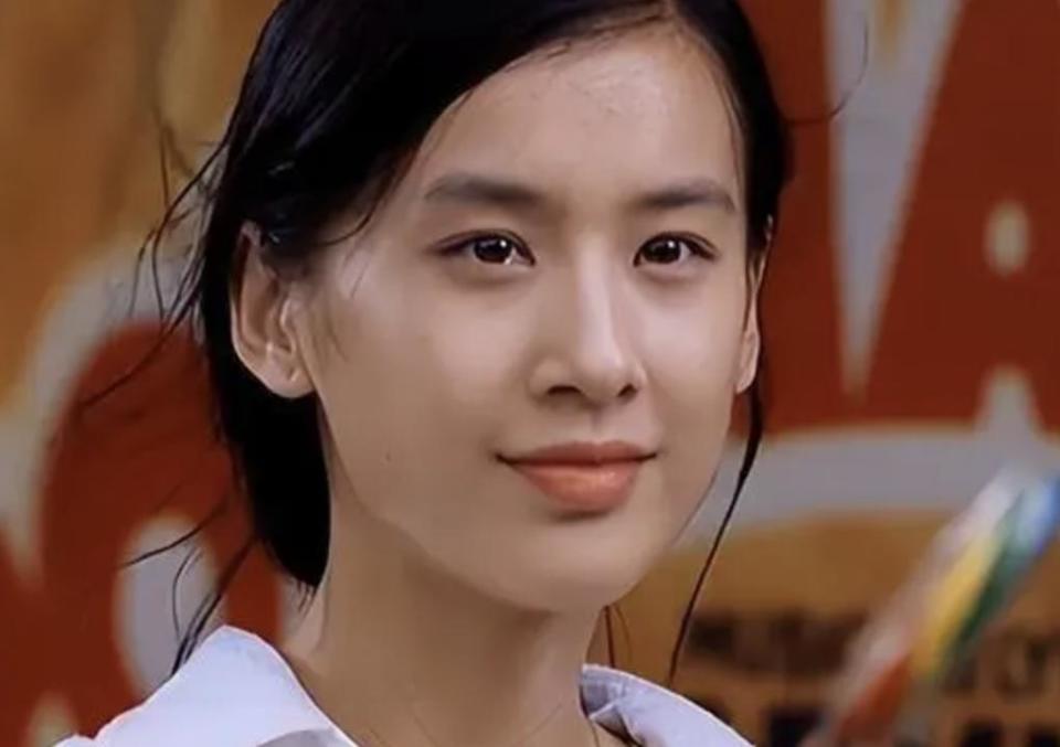 美貌的天敌不是发福而是发腮！从林青霞到刘亦菲都因发腮颜值暴跌(图27)