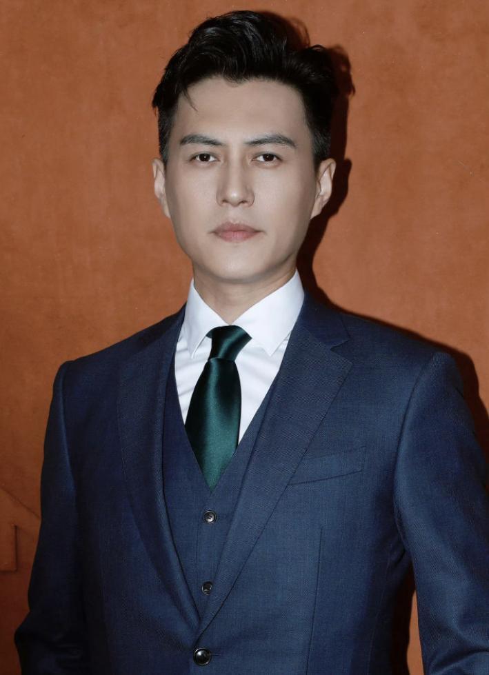 美貌的天敌不是发福而是发腮！从林青霞到刘亦菲都因发腮颜值暴跌(图56)