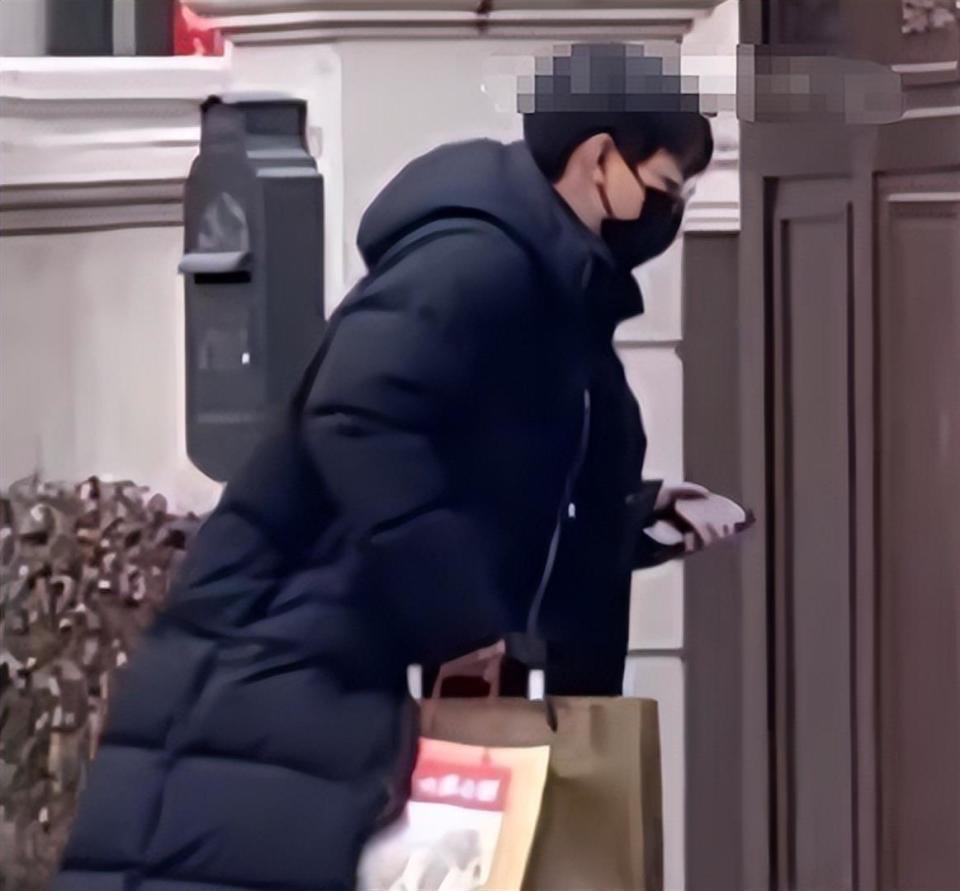 官媒发文，35岁金晨再破天花板，让张继科和整个娱乐圈沉默了(图23)