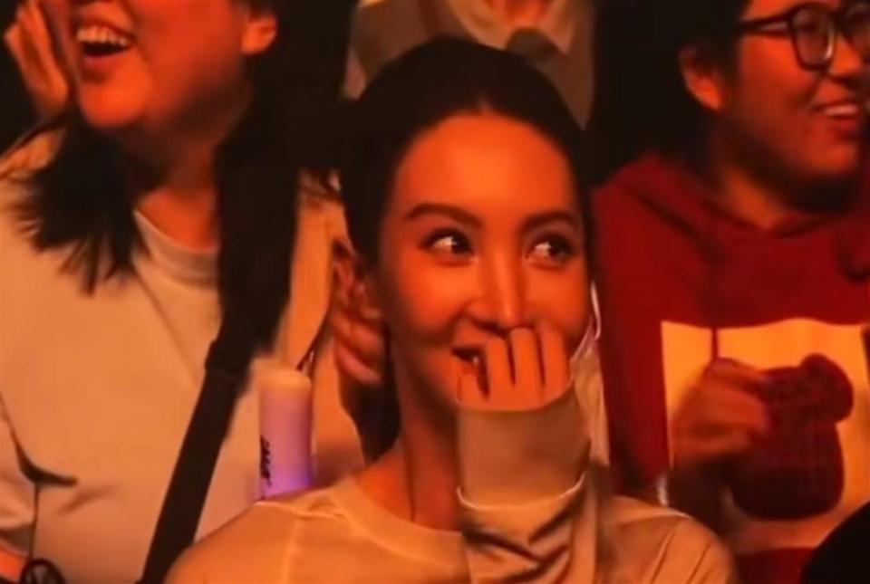 官媒发文，35岁金晨再破天花板，让张继科和整个娱乐圈沉默了(图21)