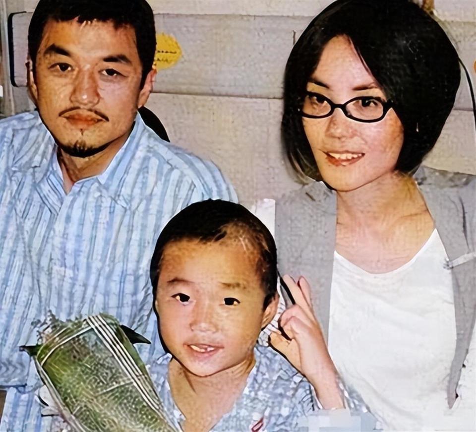 王菲没想到，公开求助哽咽落泪的李亚鹏，2天收1291万被网友力挺(图12)