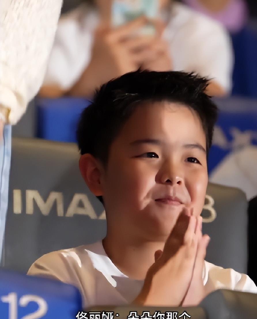 前后仅3天，陈思诚佟丽娅共同发声！终究朵朵还是跨出这步(图8)