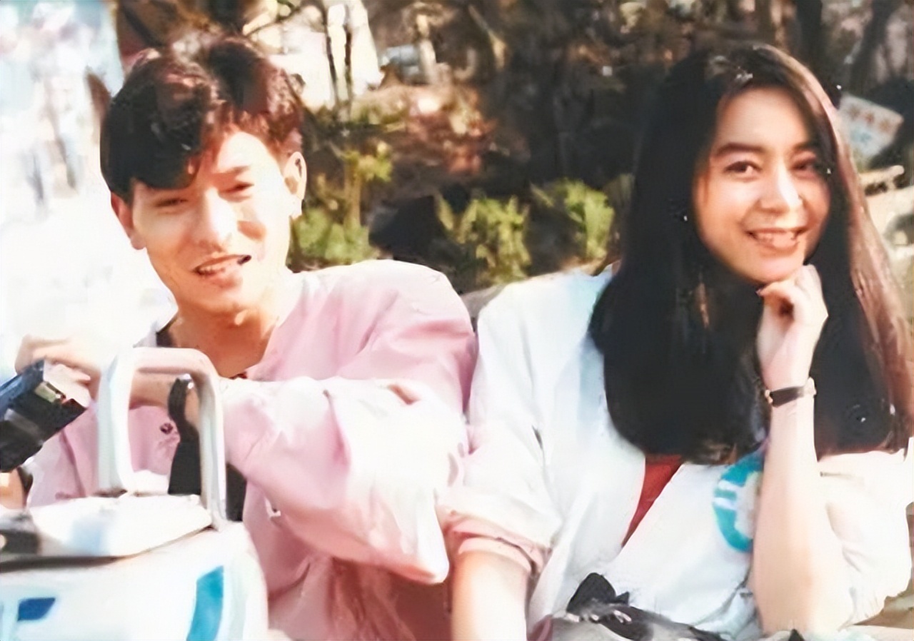 她是刘德华唯一承认的前女友，分手后曝华仔私密事，39年还没放下(图3)