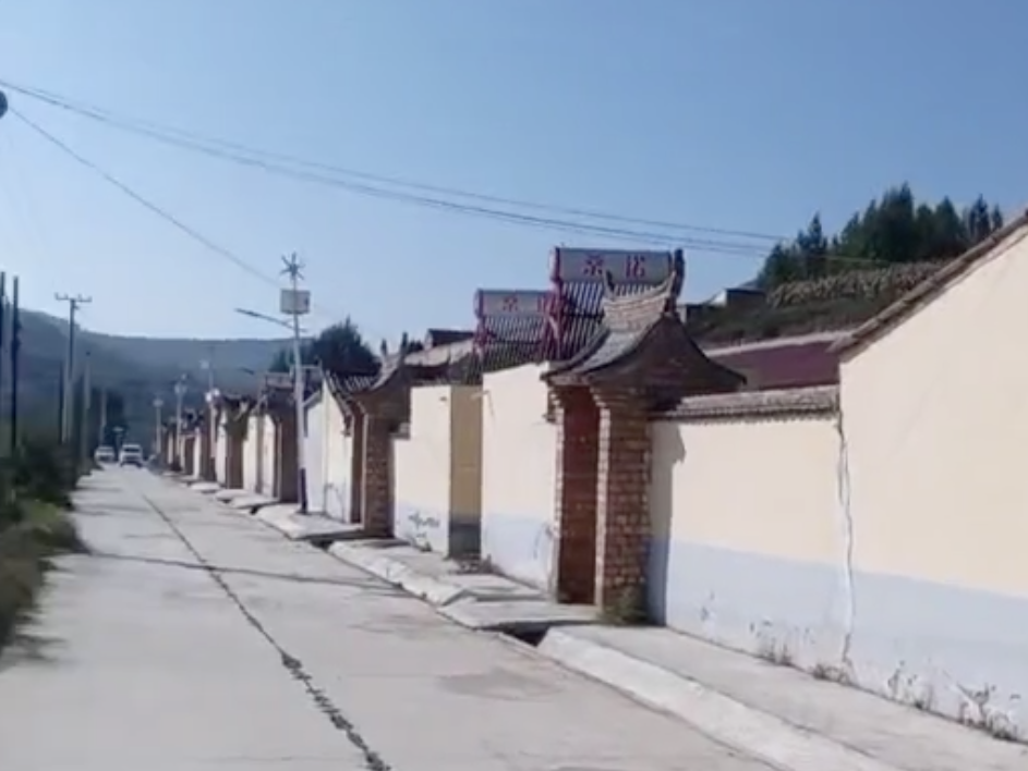 为支付安置项目工程款，13户村民“被贷款