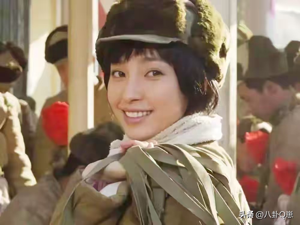 51岁的李冰冰风韵犹存，身材引发众议，难怪能拿下29岁的许文楠(图4)