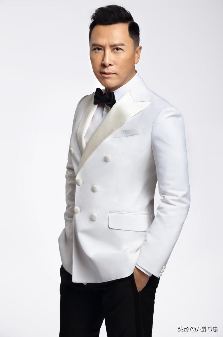 为了心爱的女人，抛下怀孕的妻子，如今孩子长大后他态度大变(图4)