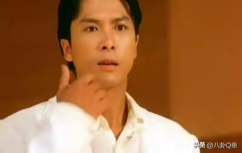 为了心爱的女人，抛下怀孕的妻子，如今孩子长大后他态度大变(图18)