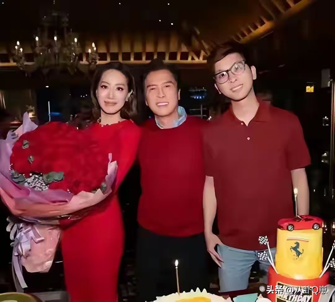 为了心爱的女人，抛下怀孕的妻子，如今孩子长大后他态度大变(图25)