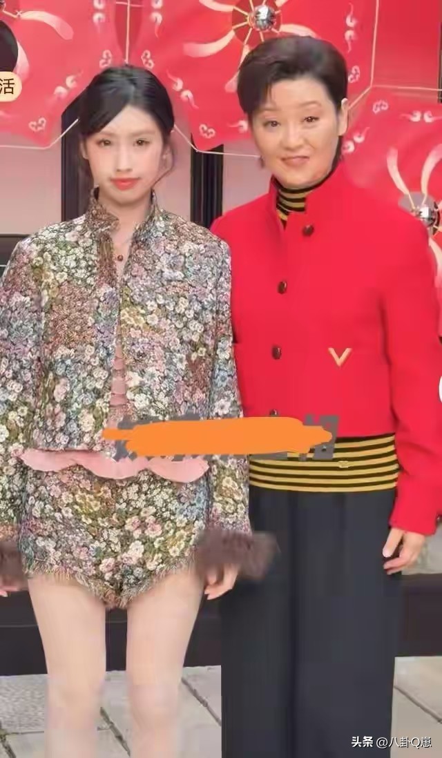 这一夜，全程笑脸、穿泡泡衫的孙俪，让所有人见识了她的江湖地位(图5)