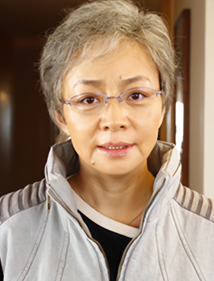 宋丹丹谈婚姻秘诀：找丈夫最重要的是情绪稳定，受不了动不动发火(图6)