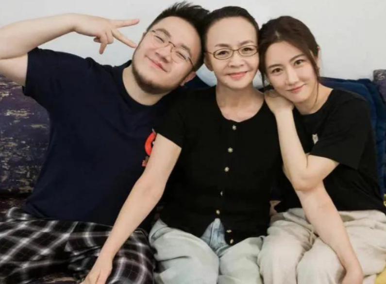 宋丹丹谈婚姻秘诀：找丈夫最重要的是情绪稳定，受不了动不动发火(图21)