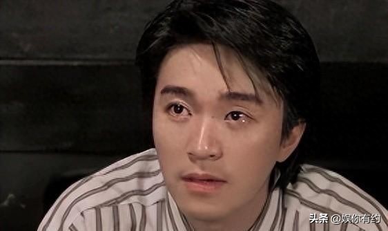 63岁仍过独居生活，周星驰终身未娶，一个女人在他心里藏了33年(图7)