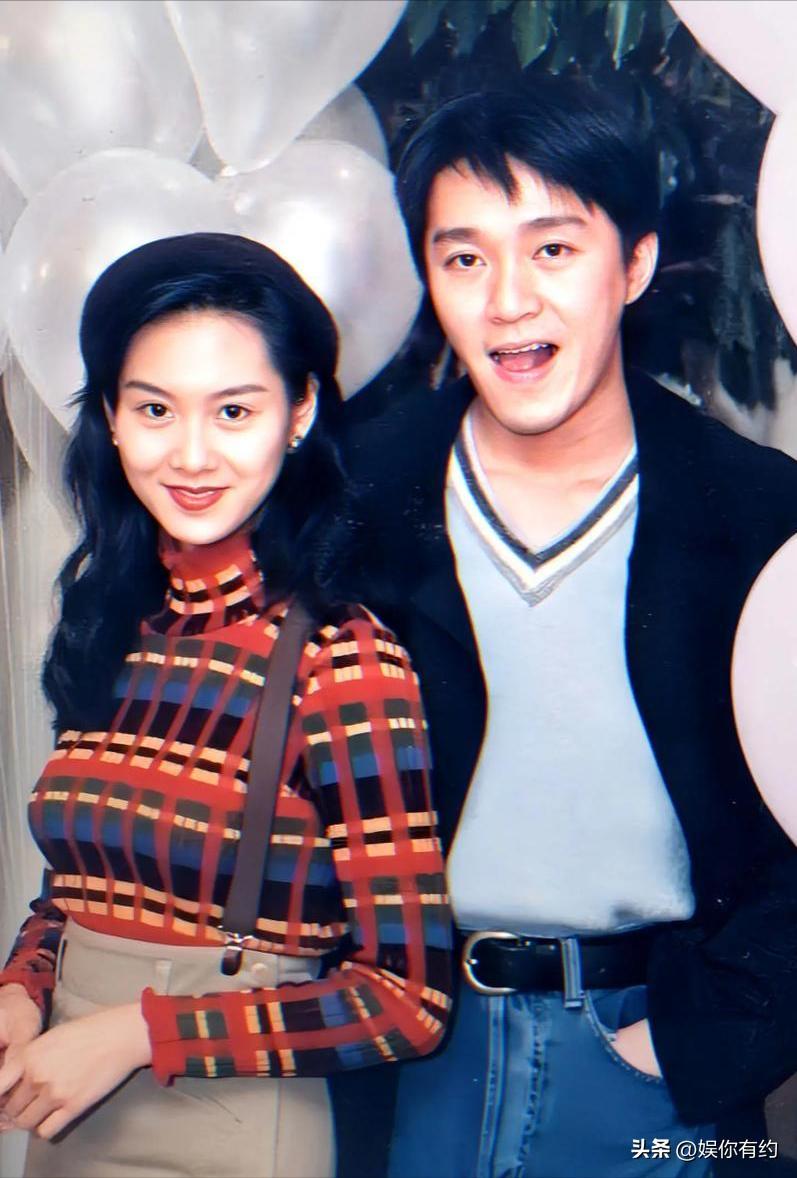 63岁仍过独居生活，周星驰终身未娶，一个女人在他心里藏了33年(图10)