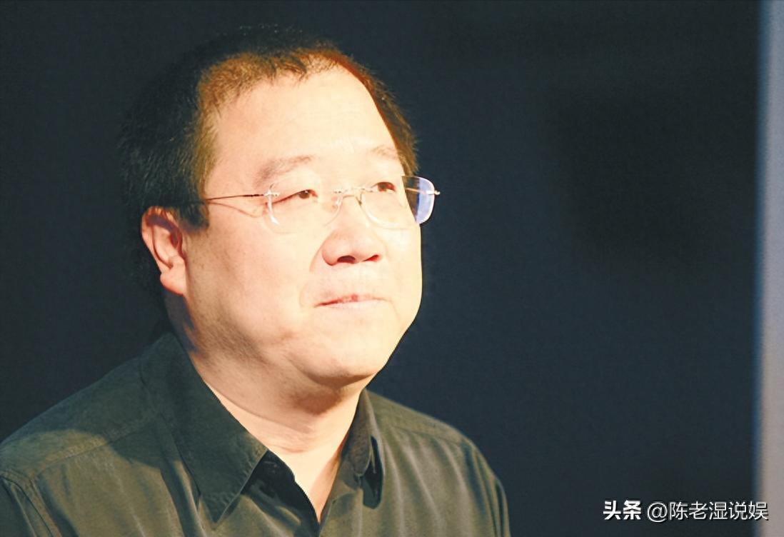 65岁英达现状:俩孙子都姓宋,和巴图关系疏远,专心培养英如镝(图1) 65岁英达现状:俩孙子都姓宋,和巴图关系疏远,专心培养英如镝(图1)