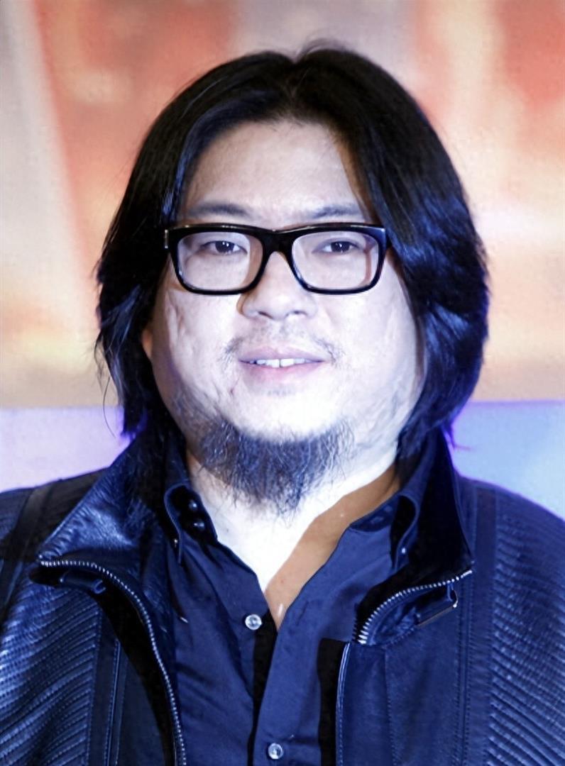 入籍美国传闻真相大白七年后，57岁高晓松近况曝光，一点也不意外(图1)