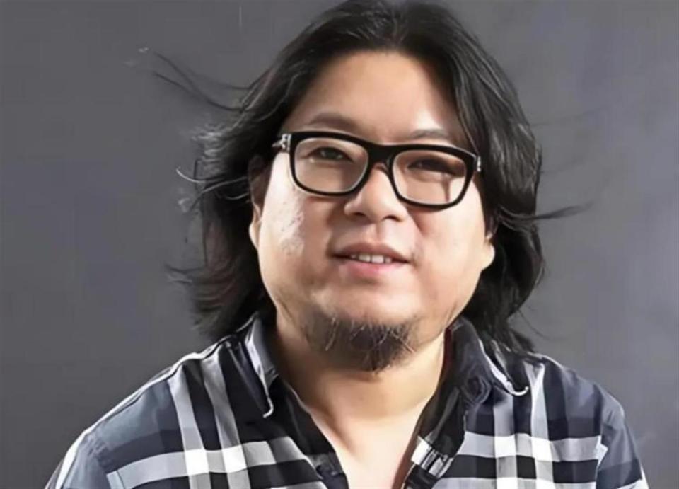 入籍美国传闻真相大白七年后，57岁高晓松近况曝光，一点也不意外(图3)