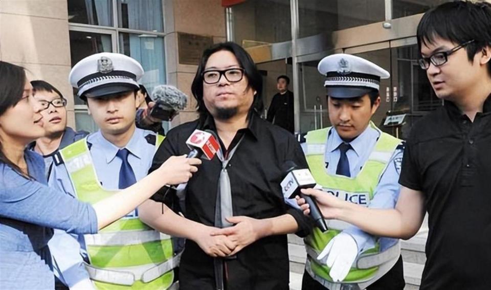 入籍美国传闻真相大白七年后，57岁高晓松近况曝光，一点也不意外(图20)