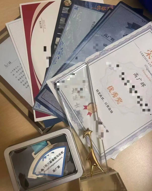 猝死程序员妻子：丈夫经常被反复催促才下班