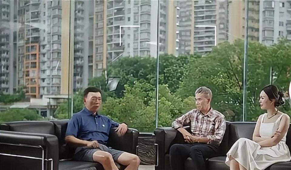 田朴珺底裤被扒？一边喊 不靠男人，一边靠王石光环割韭菜(图6)