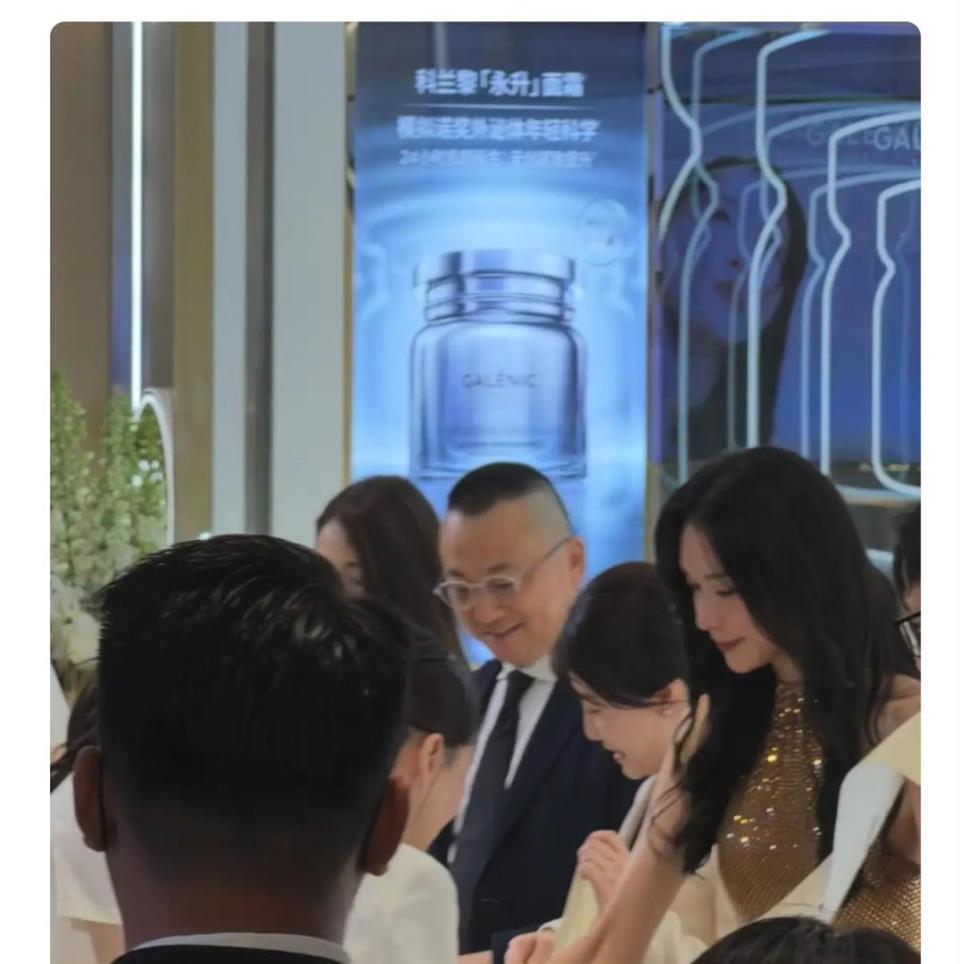 林志玲空降深圳，本人皮肤紧致，状态好到爆，美的像30岁(图4)